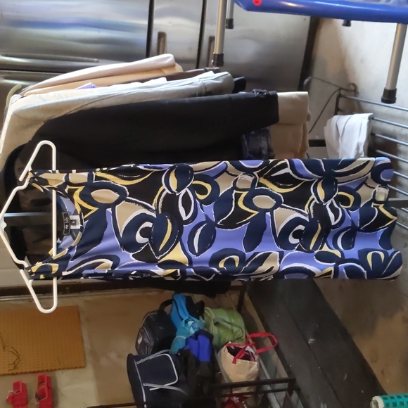 Shift dress with pockets - Picture 1 of 4